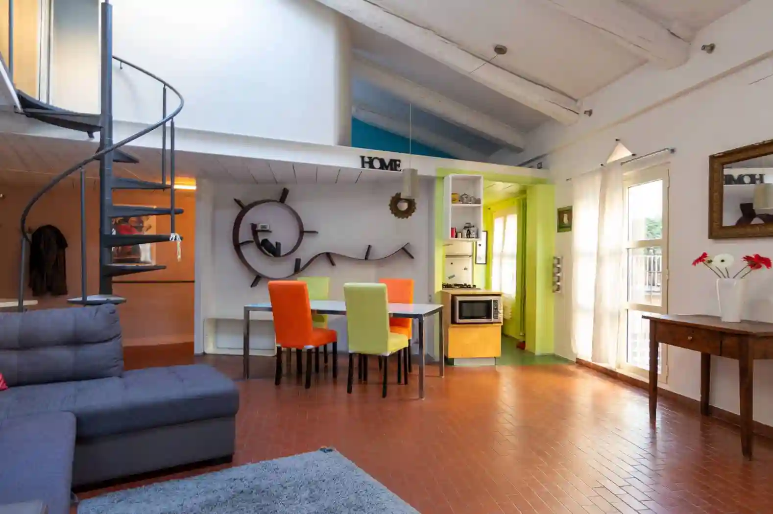 Loft - foto 2