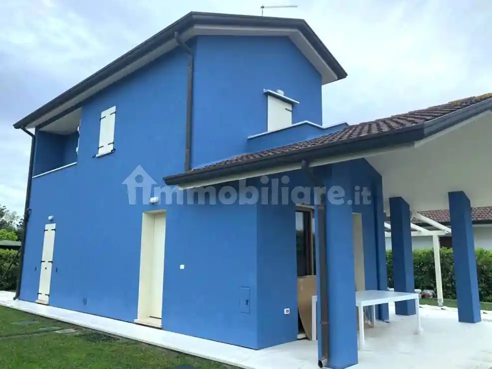 Villa in vendita a Rosolina