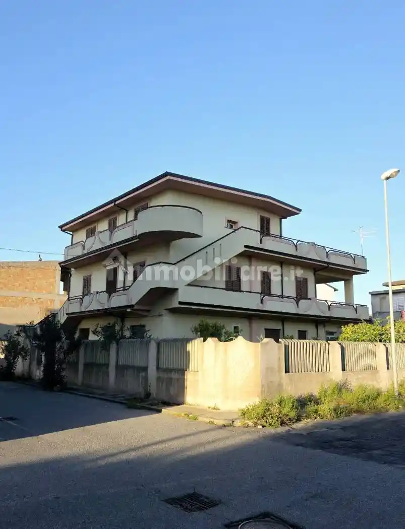 Villa in vendita a San Ferdinando