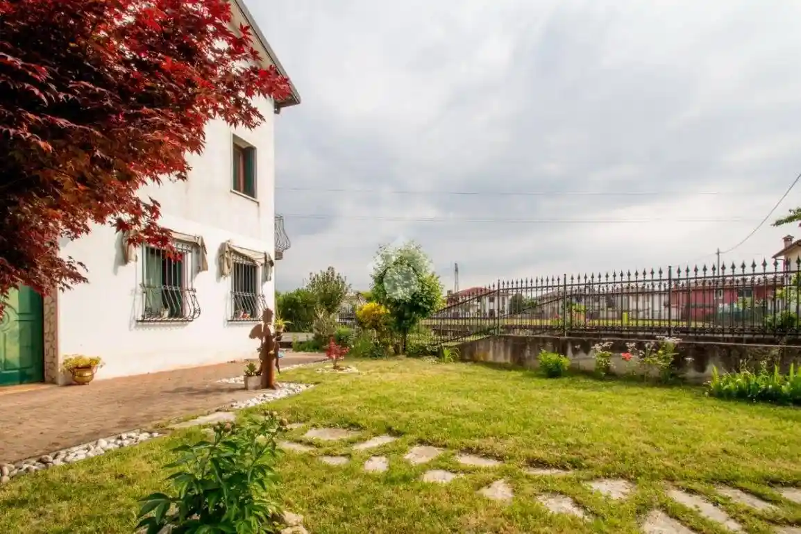 Appartamento in vendita a Caldogno