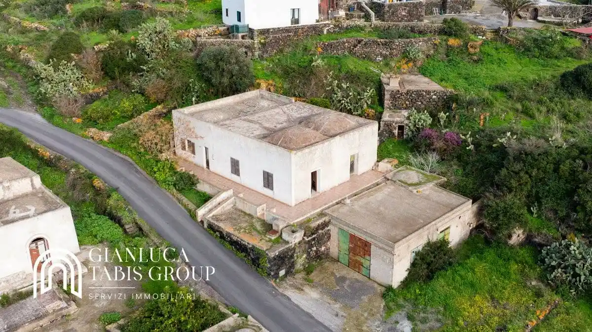Villa in vendita a Pantelleria