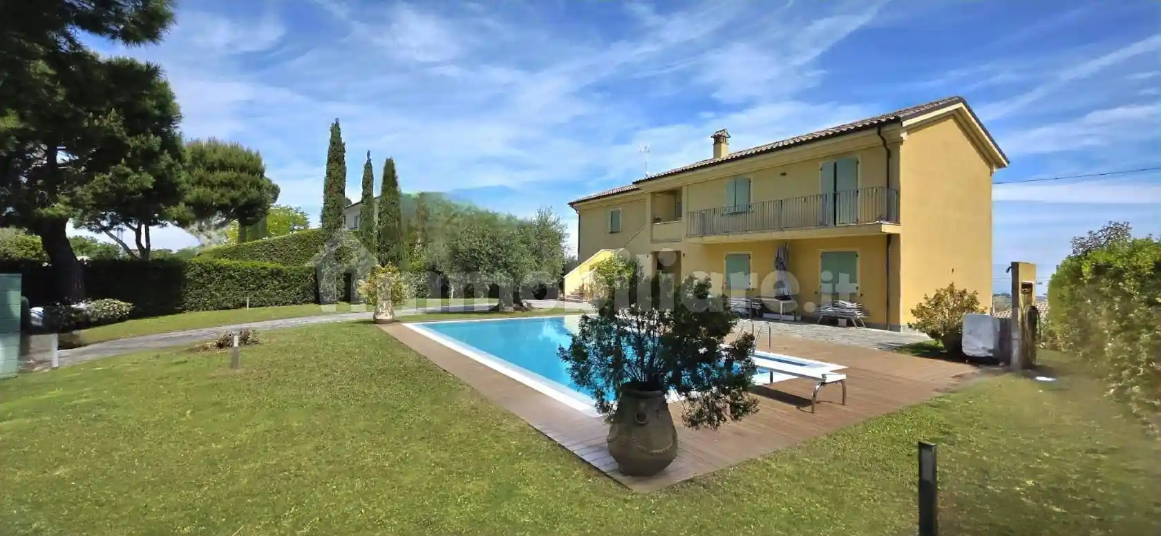 Villa in vendita a Civitanova Marche