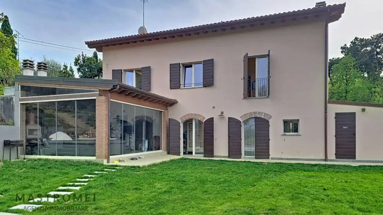 Villa in vendita a Montecarlo