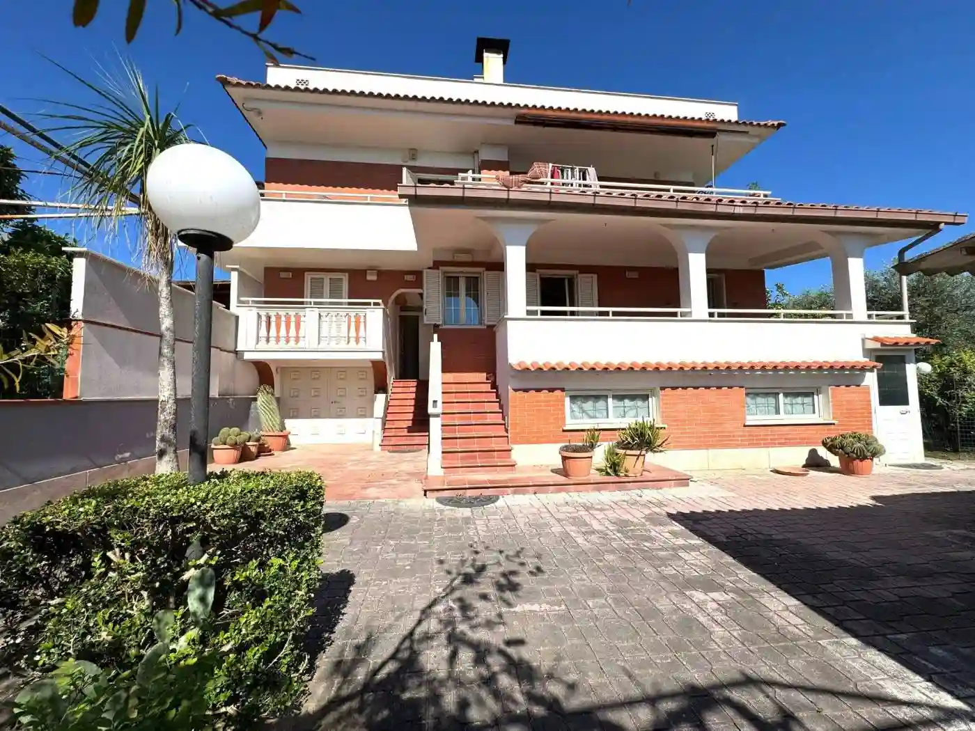Villa - foto 2