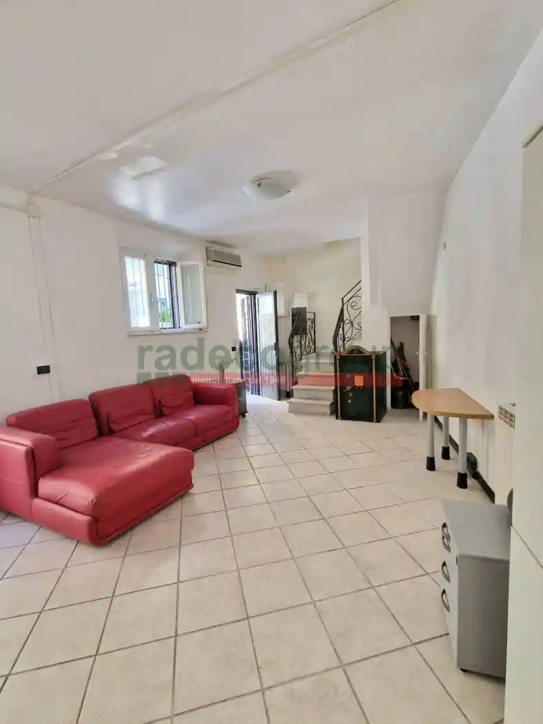 Appartamento in vendita a Livorno