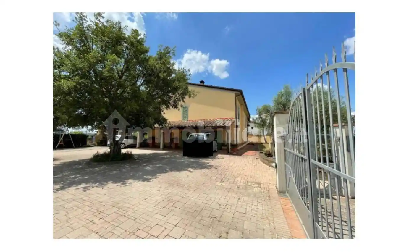 Villa in vendita a Cerreto Guidi