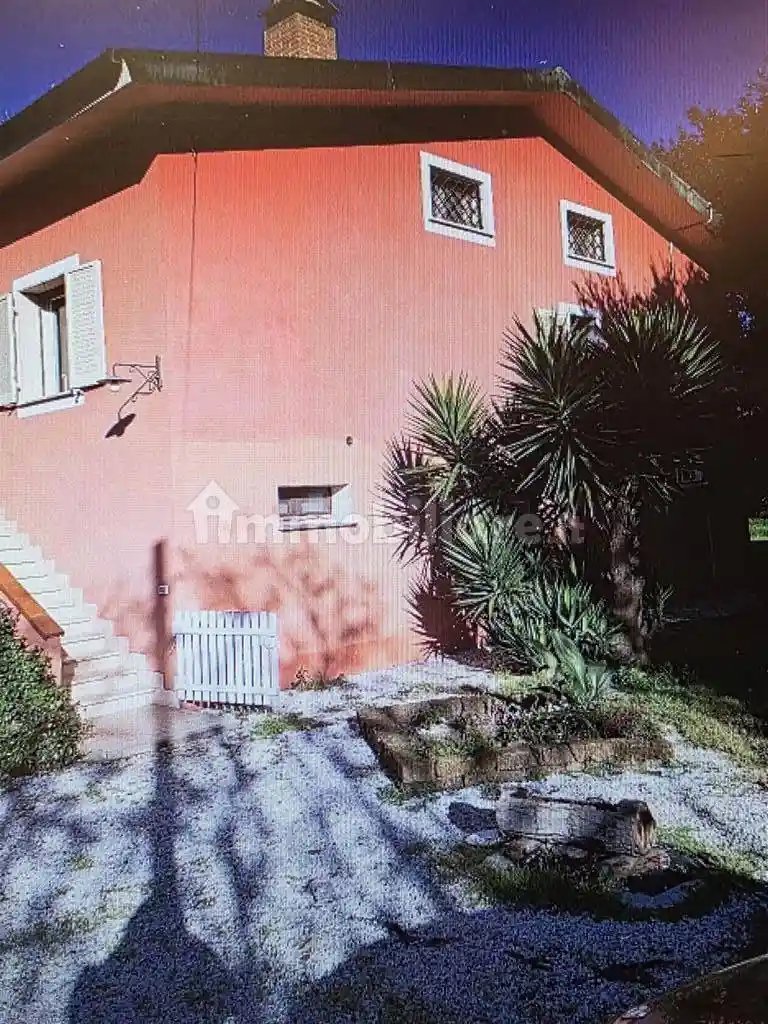 Villa in vendita a San Giuliano Terme