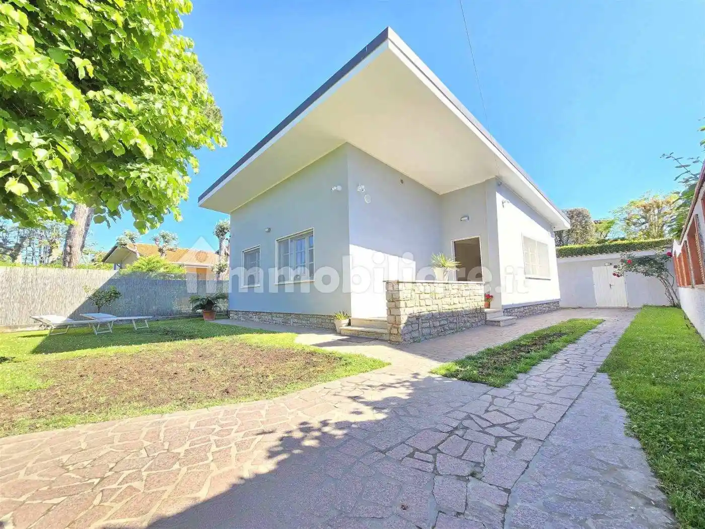 Casa indipendente in vendita a Forte dei Marmi