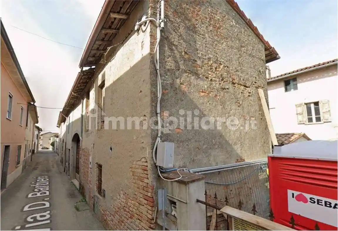 Palazzo - Stabile in vendita a Gabbioneta-Binanuova
