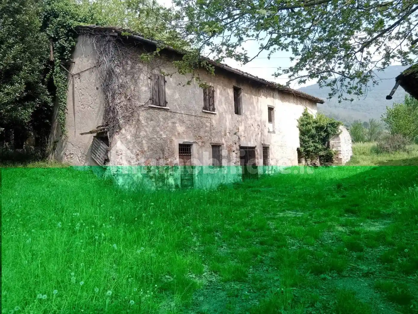 Palazzo - Edificio in vendita a Brescia