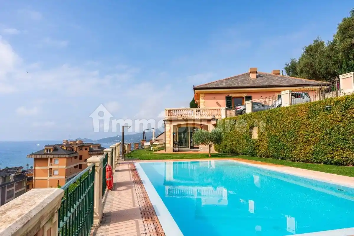 Villa in affitto a Rapallo