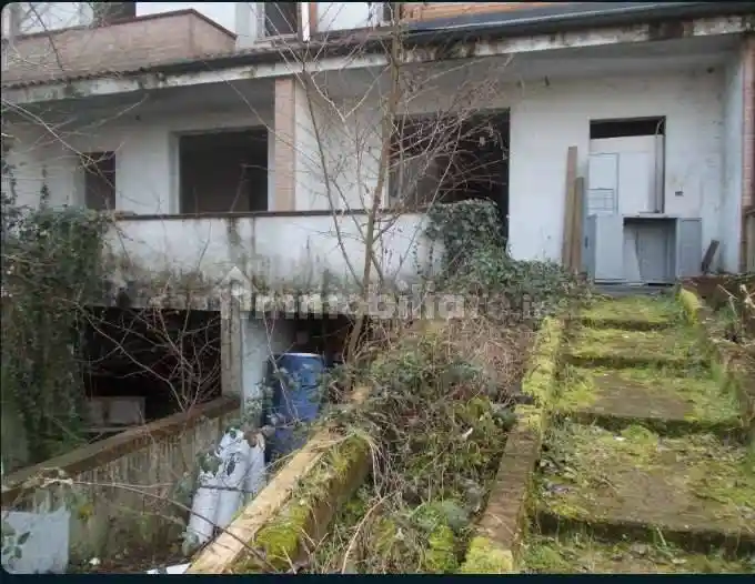 Villetta a schiera in vendita a Assago