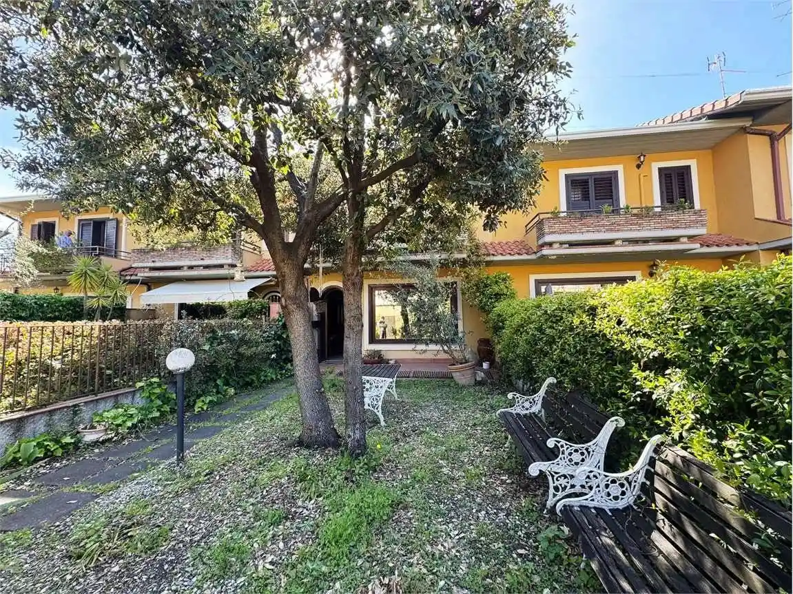 Villetta a schiera in vendita a Trecastagni