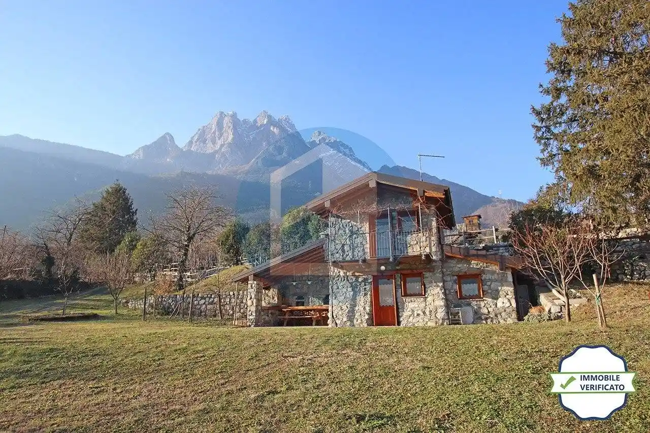 Rustico - Casale in vendita a Losine