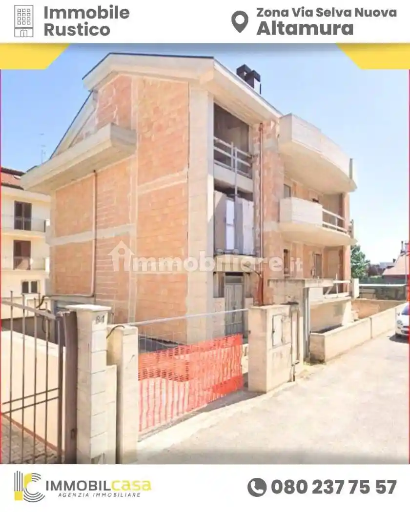 Palazzo - Edificio in vendita a Altamura