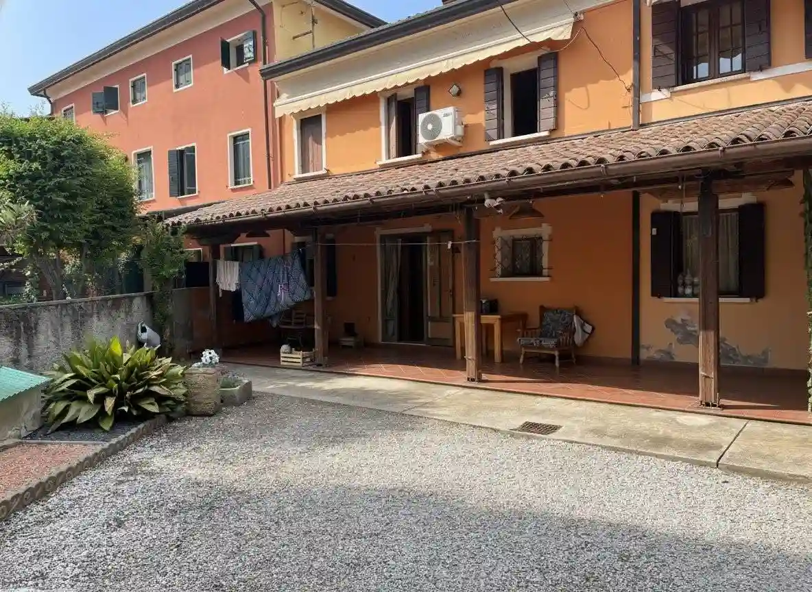 Villetta a schiera - foto 2