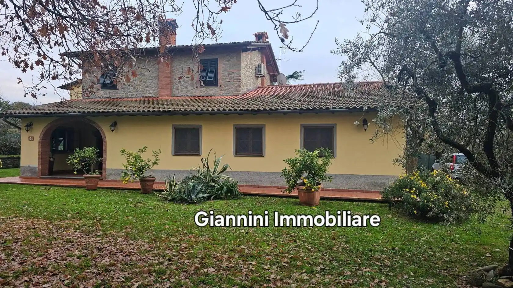 Villa in vendita a Capannori