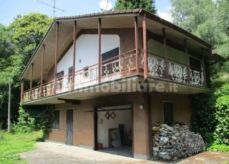 Villa in vendita a Grone