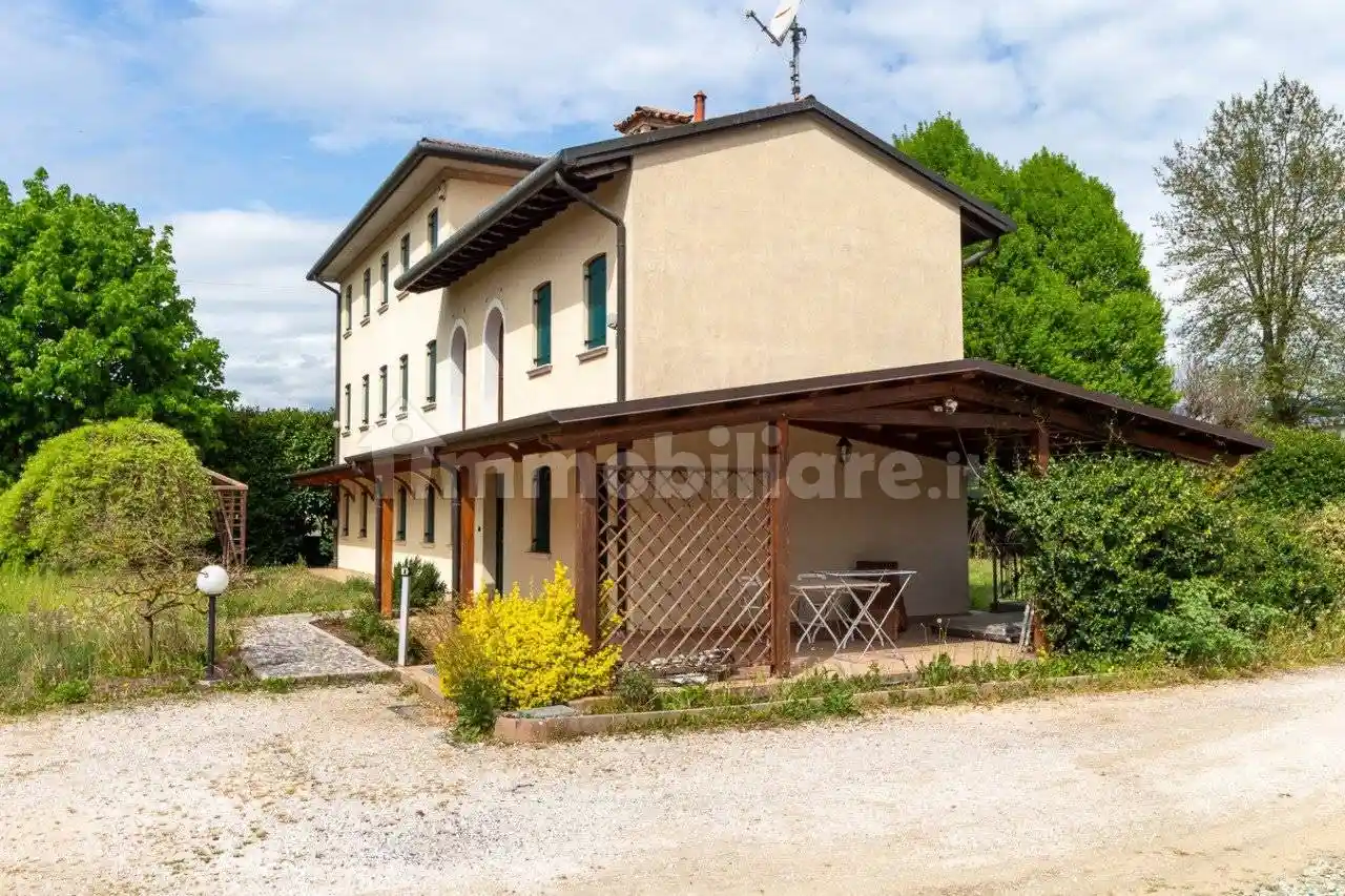 Villa in vendita a Conegliano