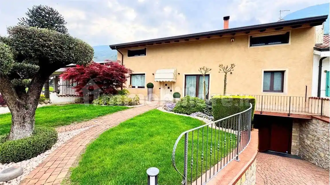 Casa indipendente in vendita a Pian Camuno