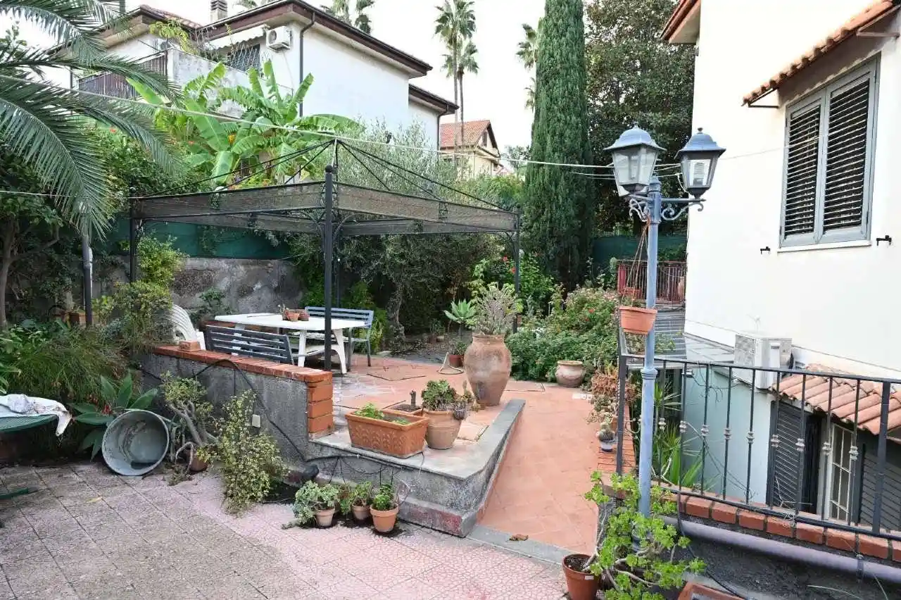 Villa in vendita a Sant'Agata li Battiati