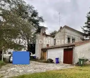 Casa indipendente in vendita a Tresignana
