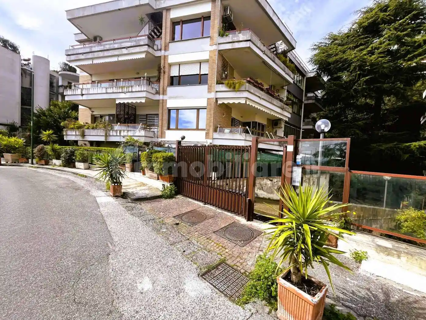Appartamento in vendita a Napoli