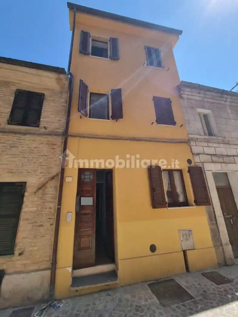 Casa indipendente in vendita a Loro Piceno