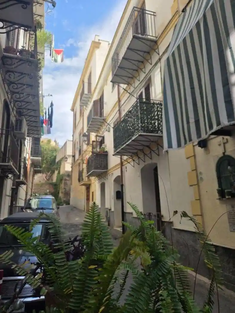 Appartamento in vendita a Palermo