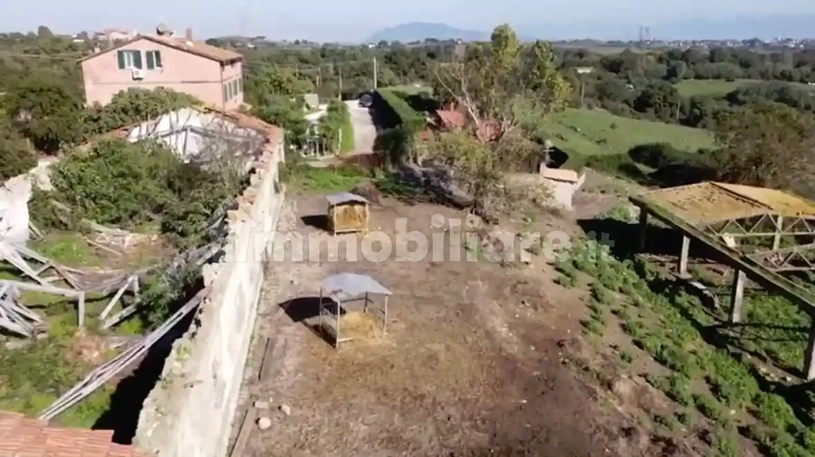 Rustico - Casale in vendita a Sacrofano