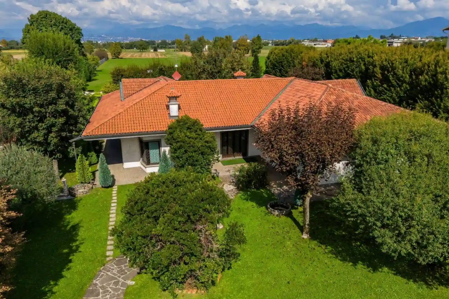 Villa - foto 2