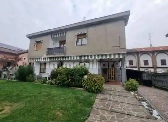 Appartamento in vendita a Cogliate
