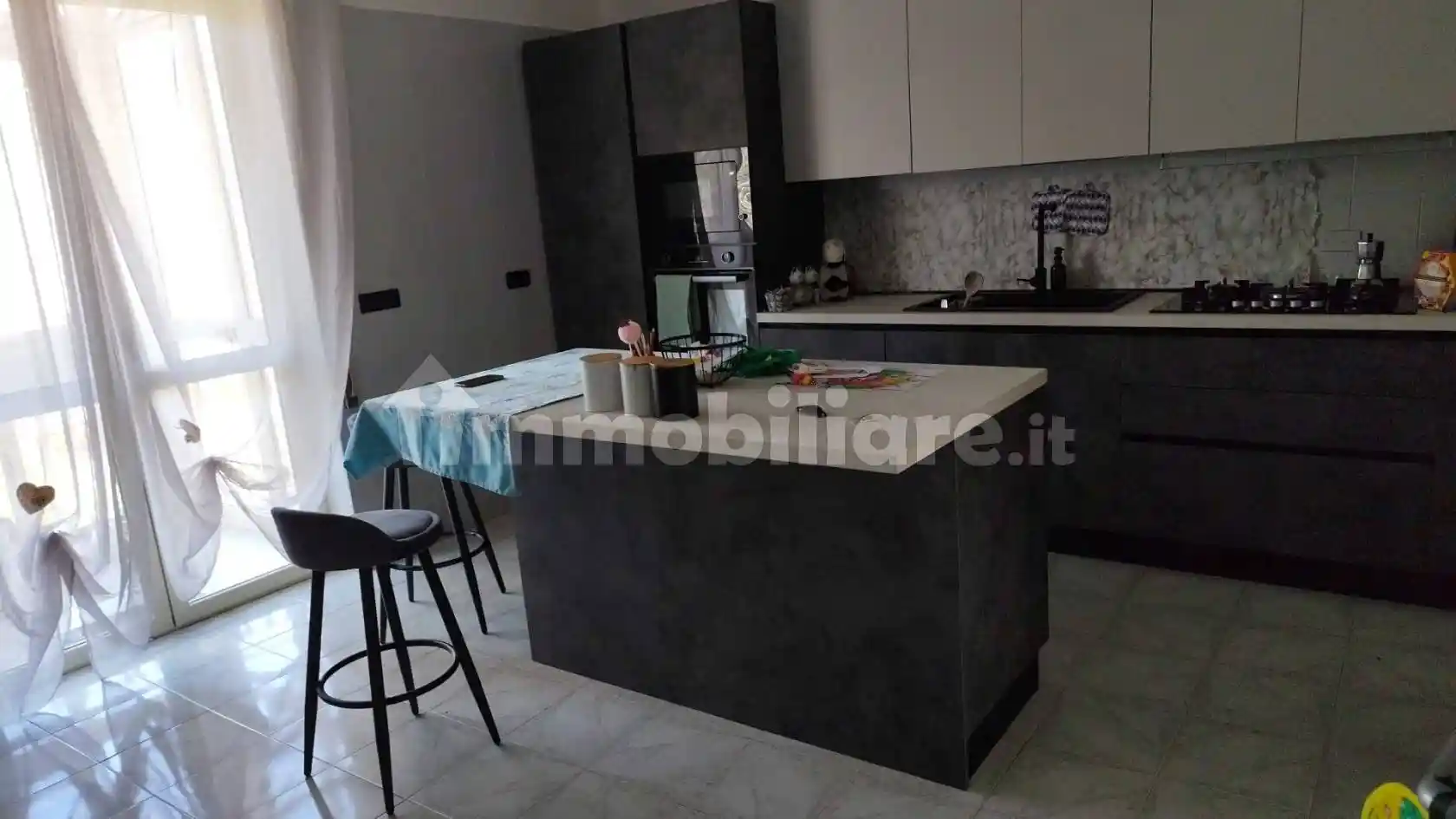 Appartamento in affitto a Napoli