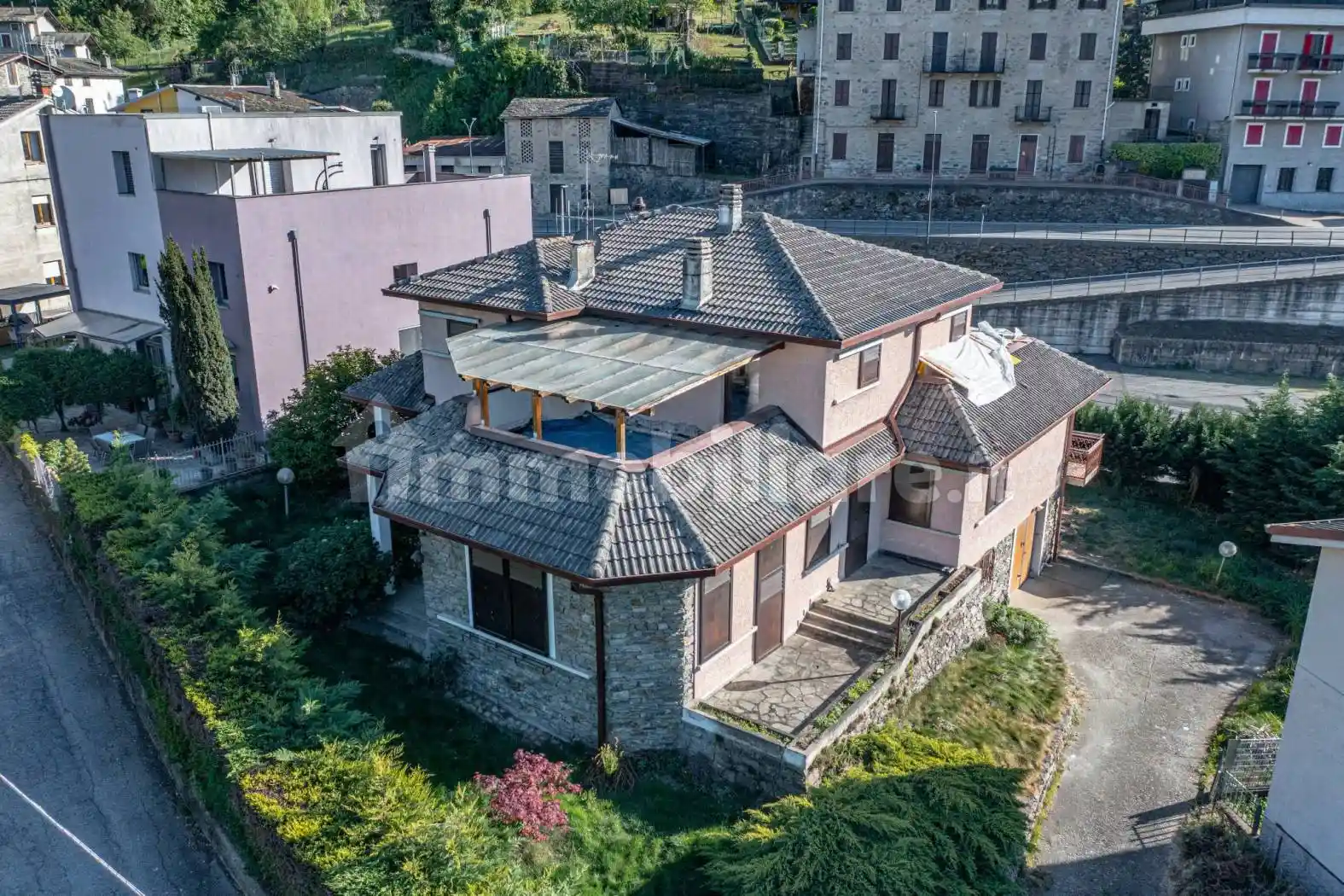 Villa in vendita a Albosaggia