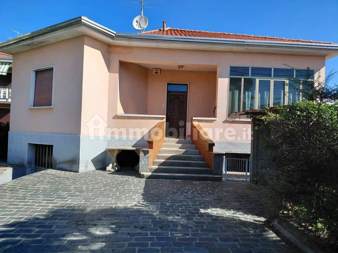 Villa in vendita a Gorla Maggiore
