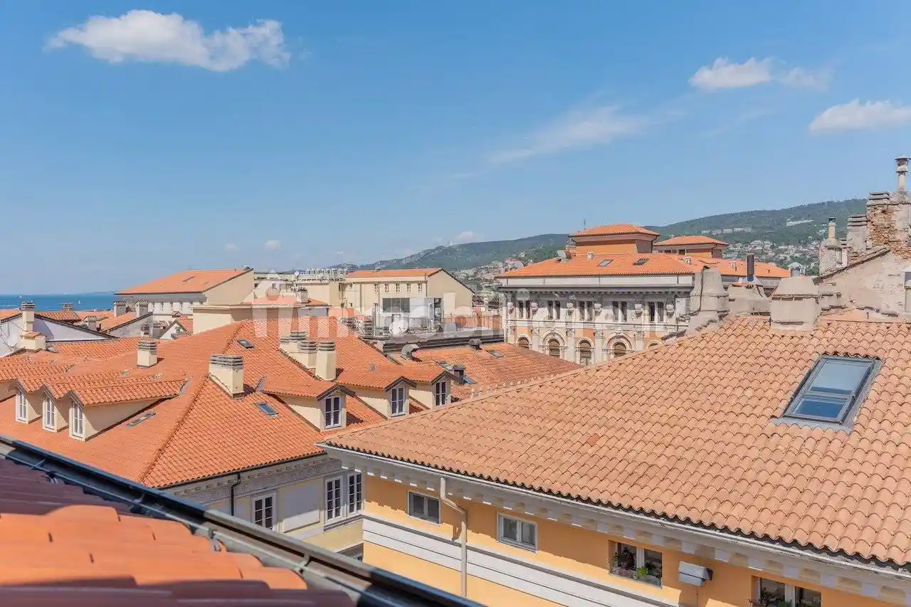 Appartamento in vendita a Trieste