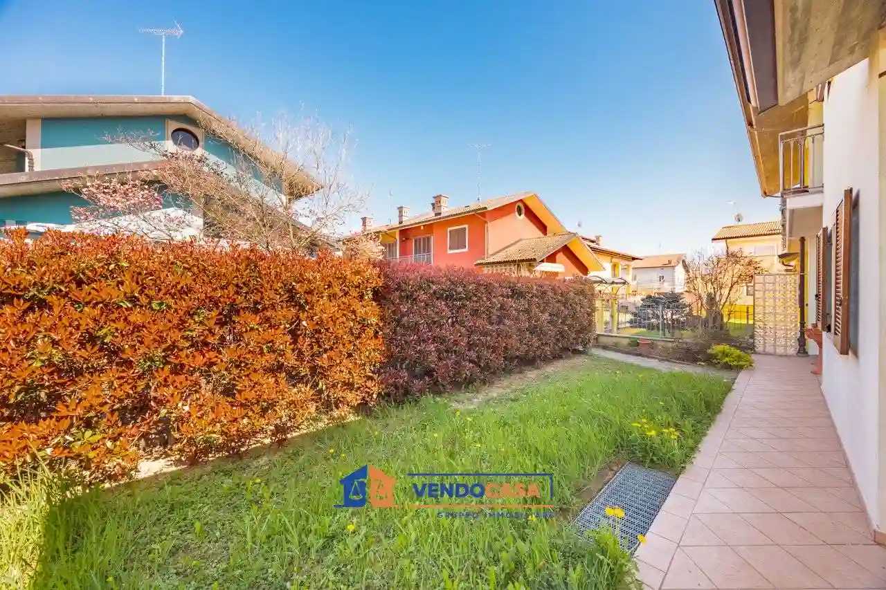 Villetta a schiera - foto 2