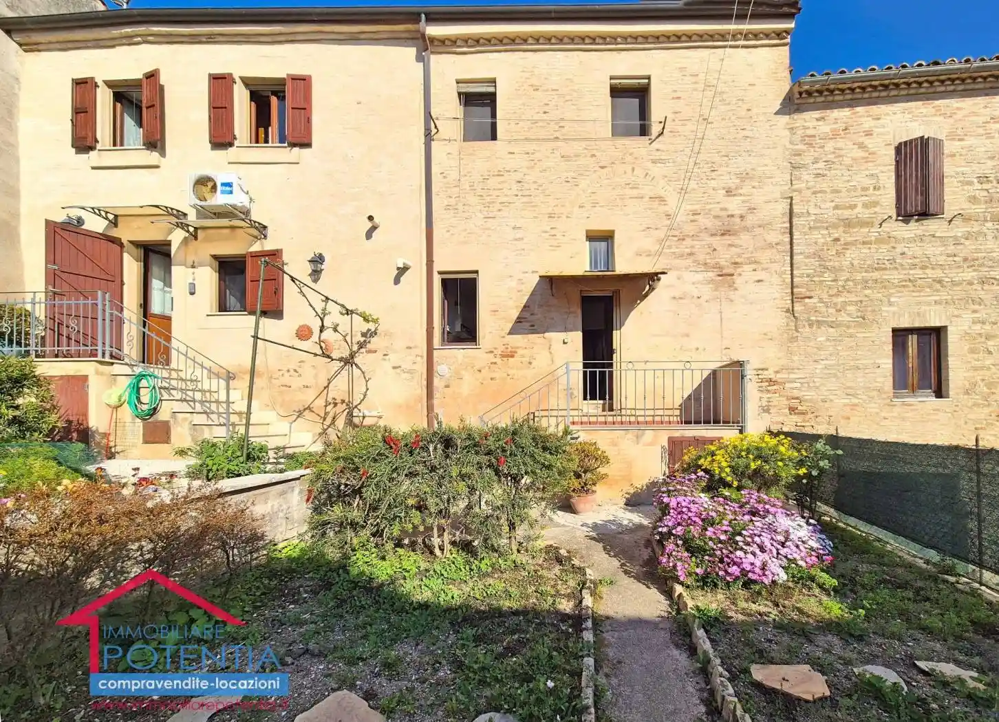 Casa indipendente in vendita a Potenza Picena
