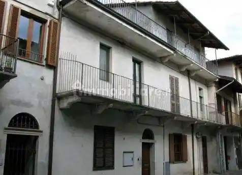 Casa indipendente in vendita a Piverone