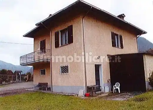 Villa in vendita a Vestone