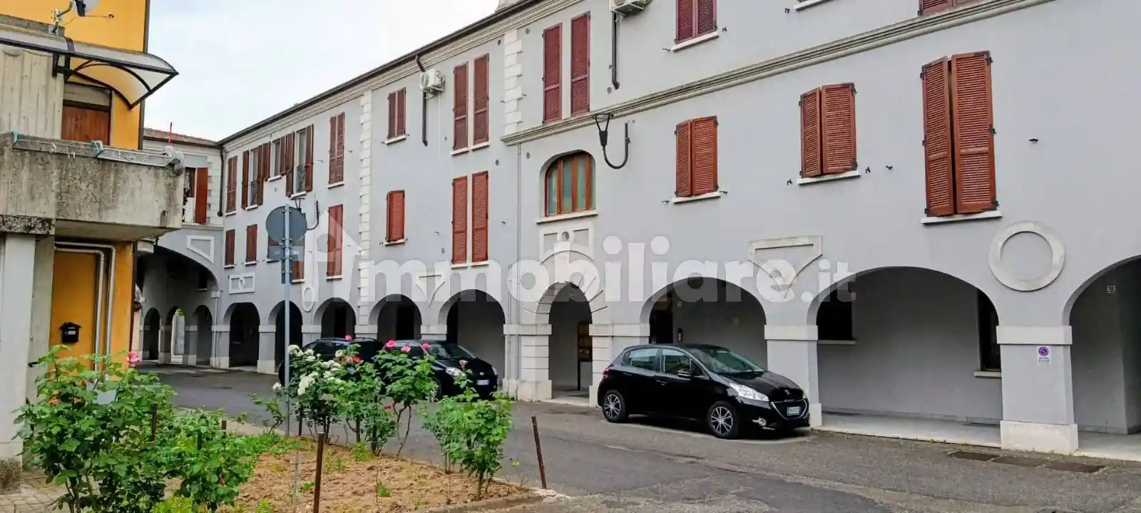 Appartamento in vendita a Dello