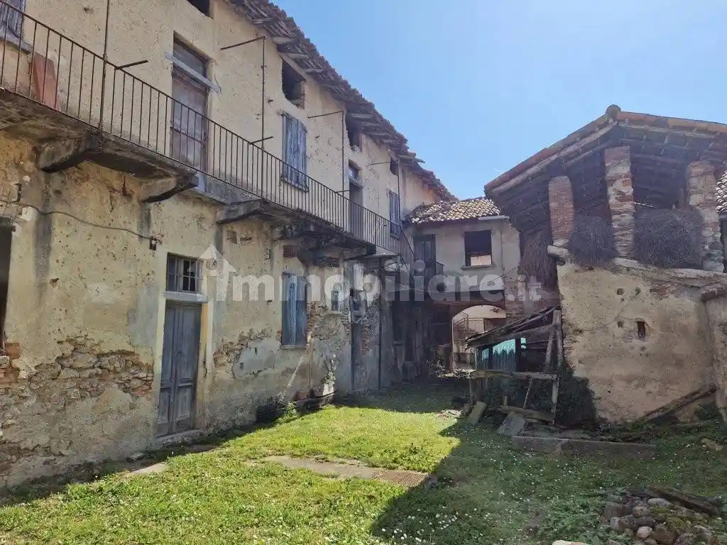 Casa indipendente in vendita a Lurago d'Erba