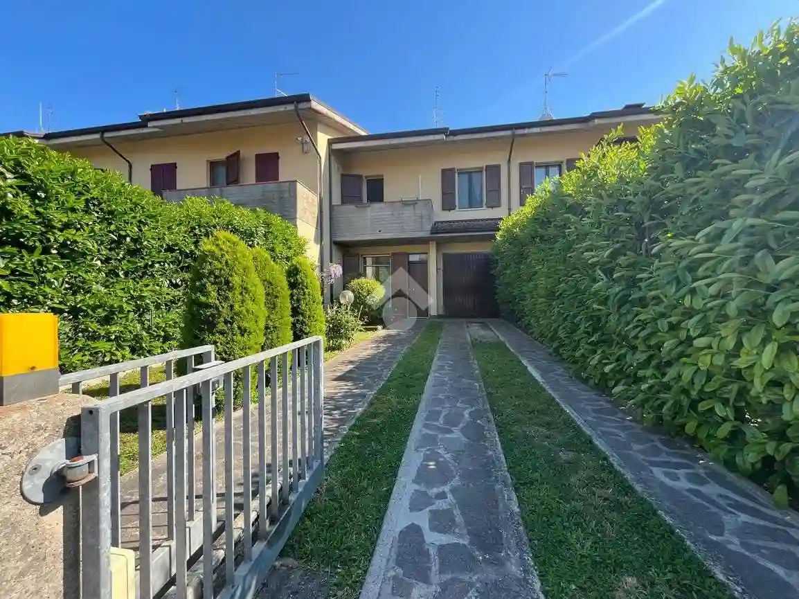 Villetta a schiera - foto 2