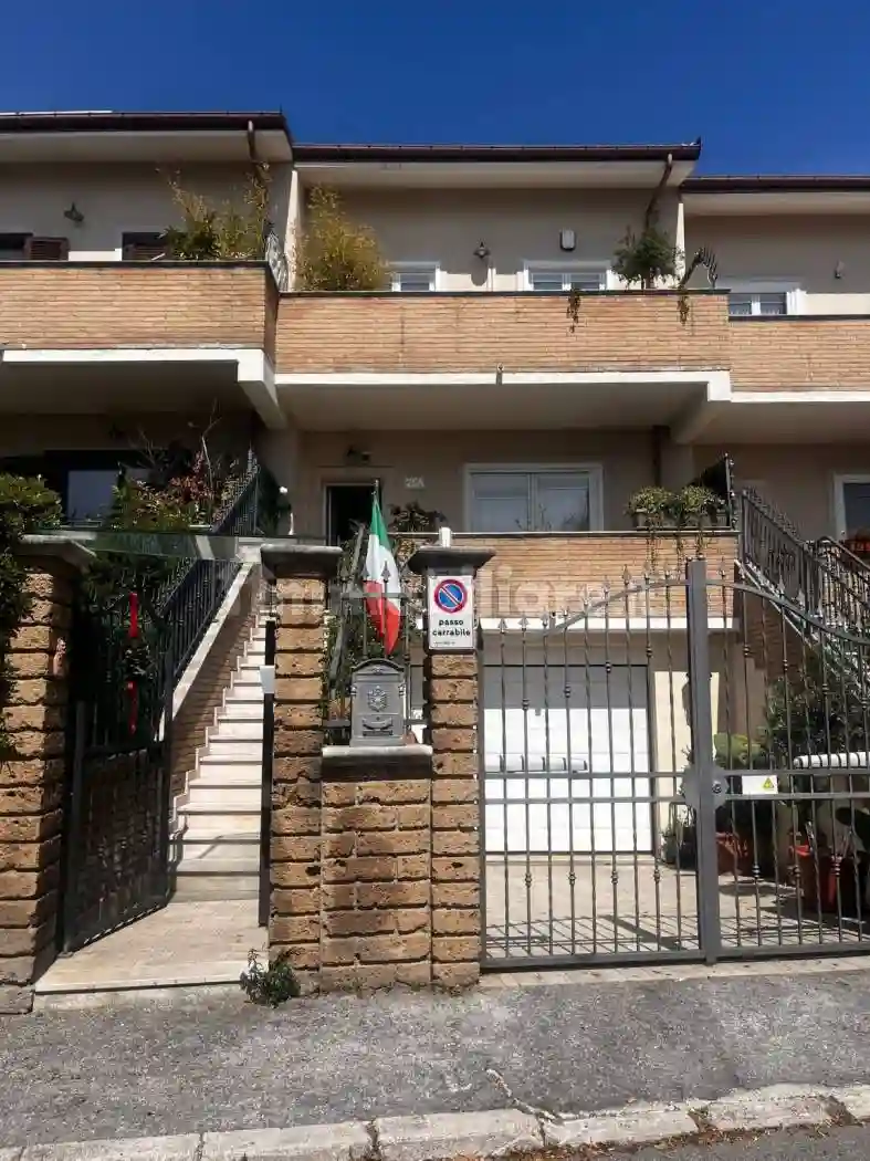 Villetta a schiera - foto 2