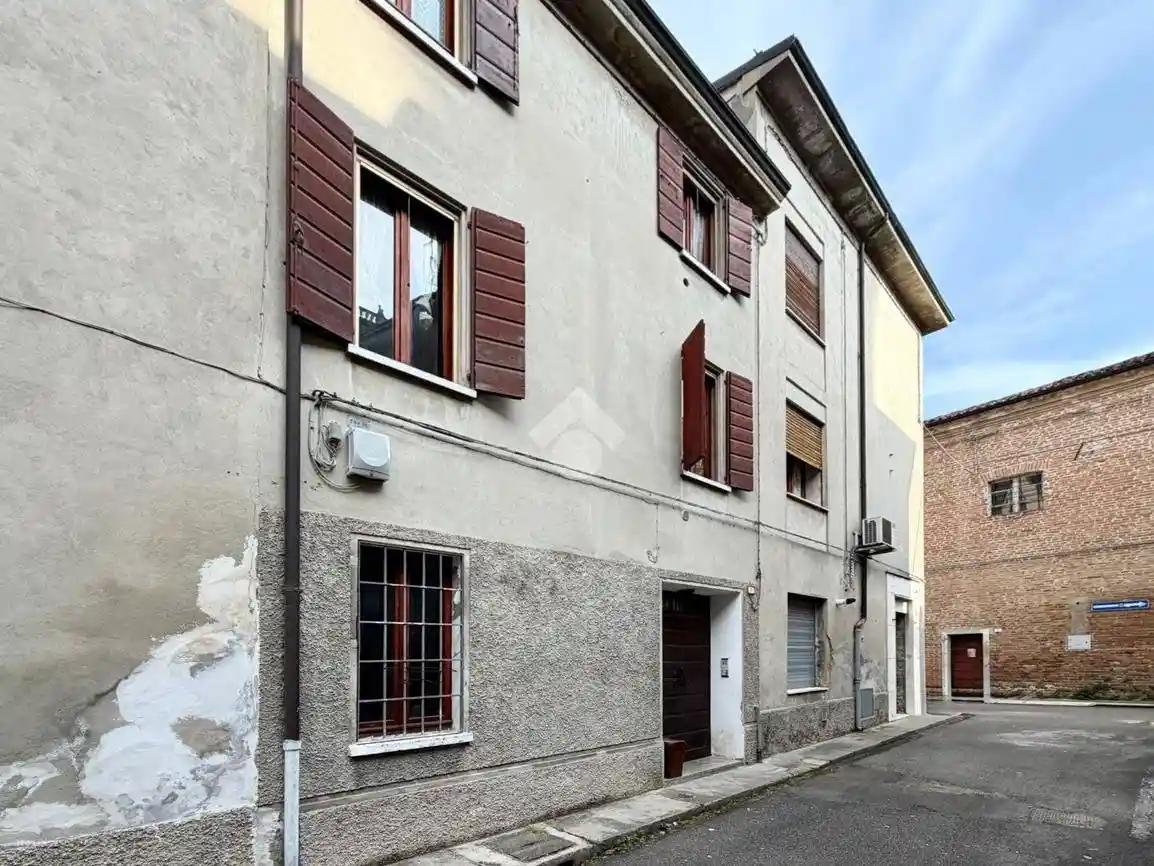 Appartamento in vendita a Guastalla