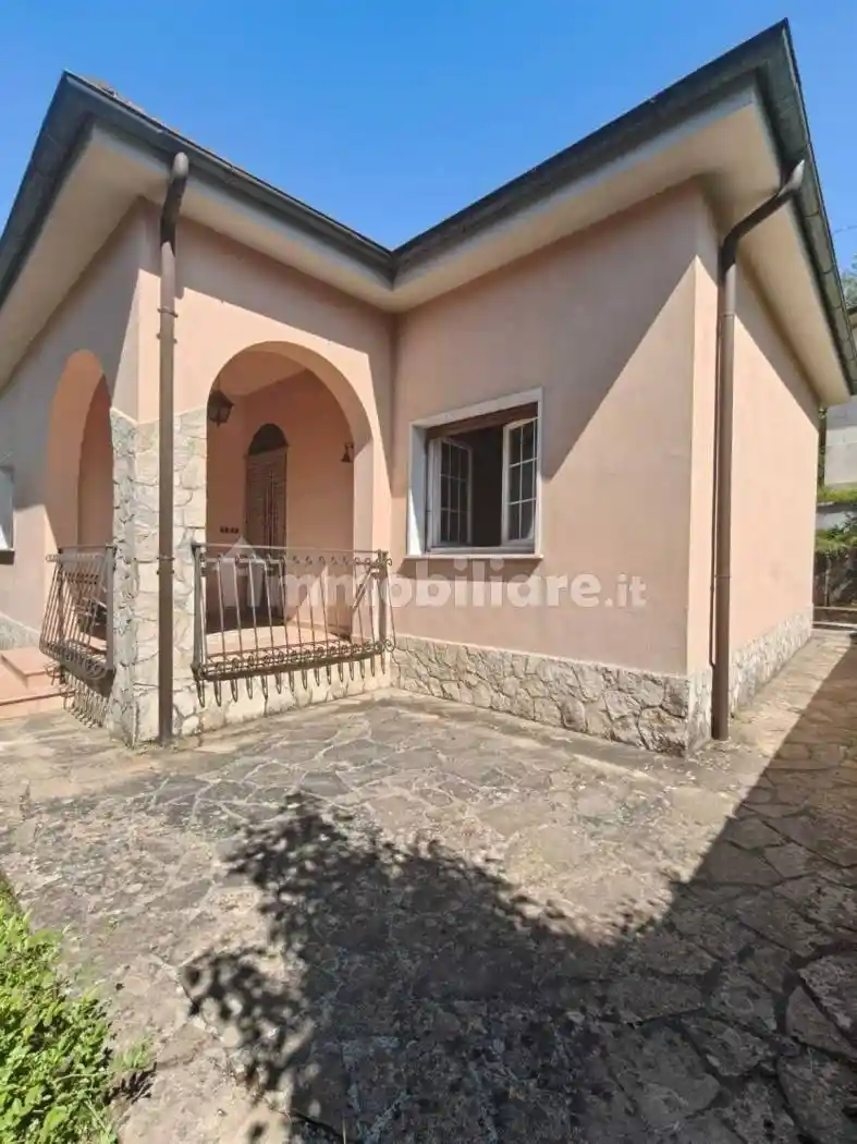 Villa in vendita a Fivizzano