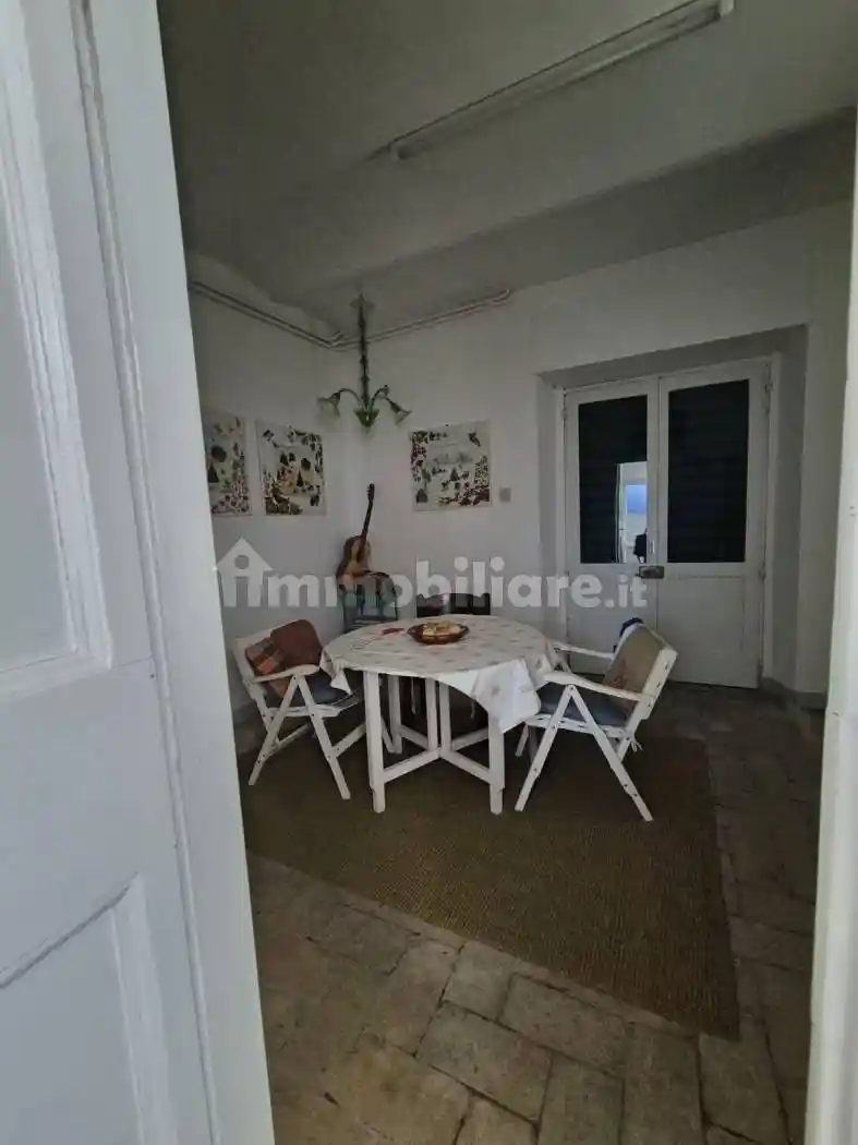 Palazzo - Edificio in vendita a Arcevia