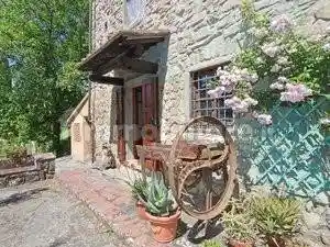 Rustico - Casale in vendita a Londa