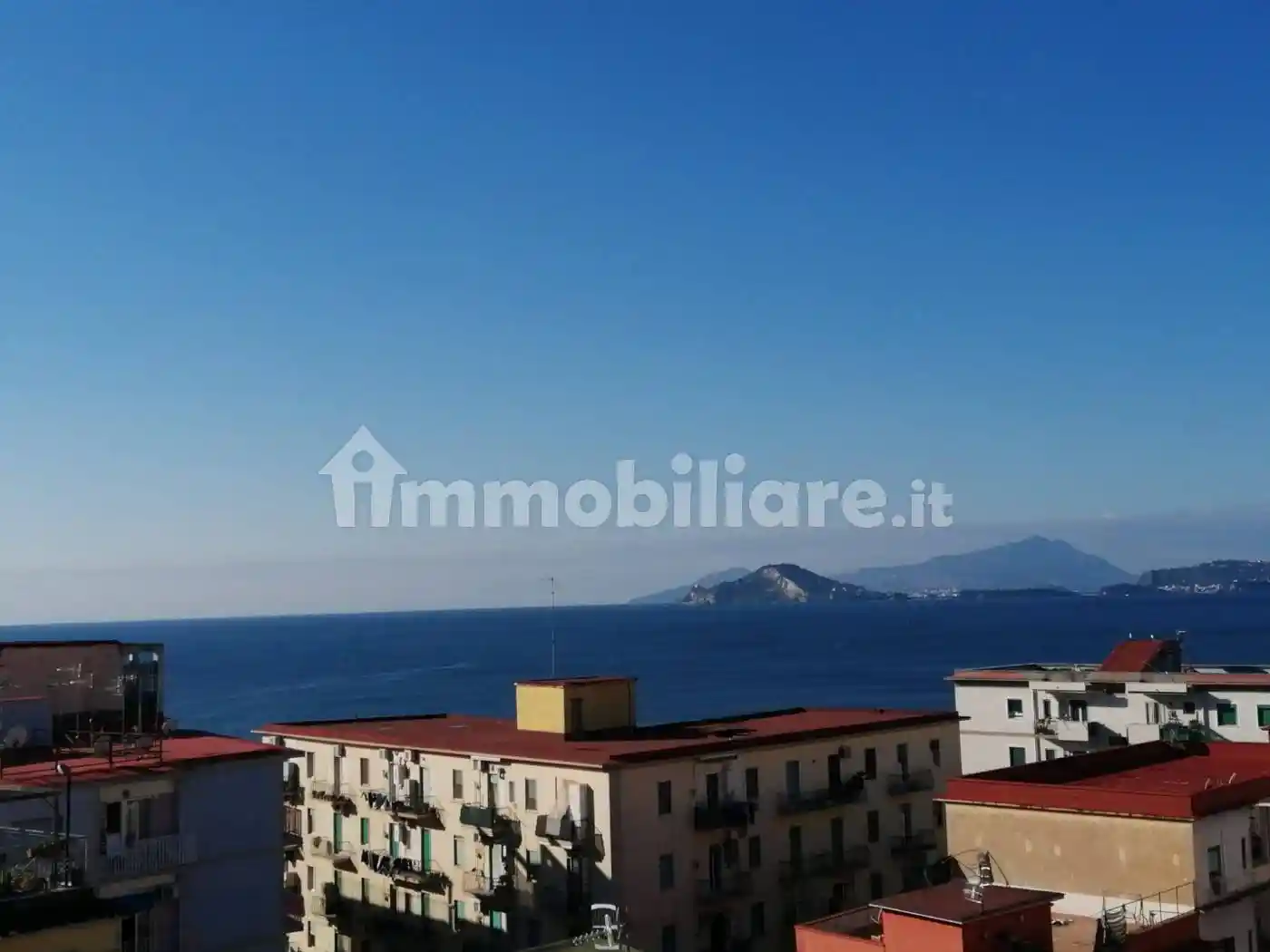 Appartamento in affitto a Napoli
