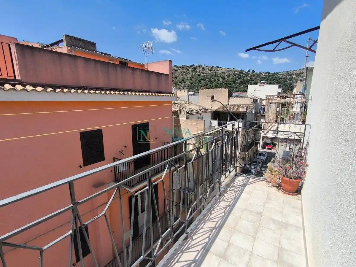 Casa indipendente in vendita a Scicli